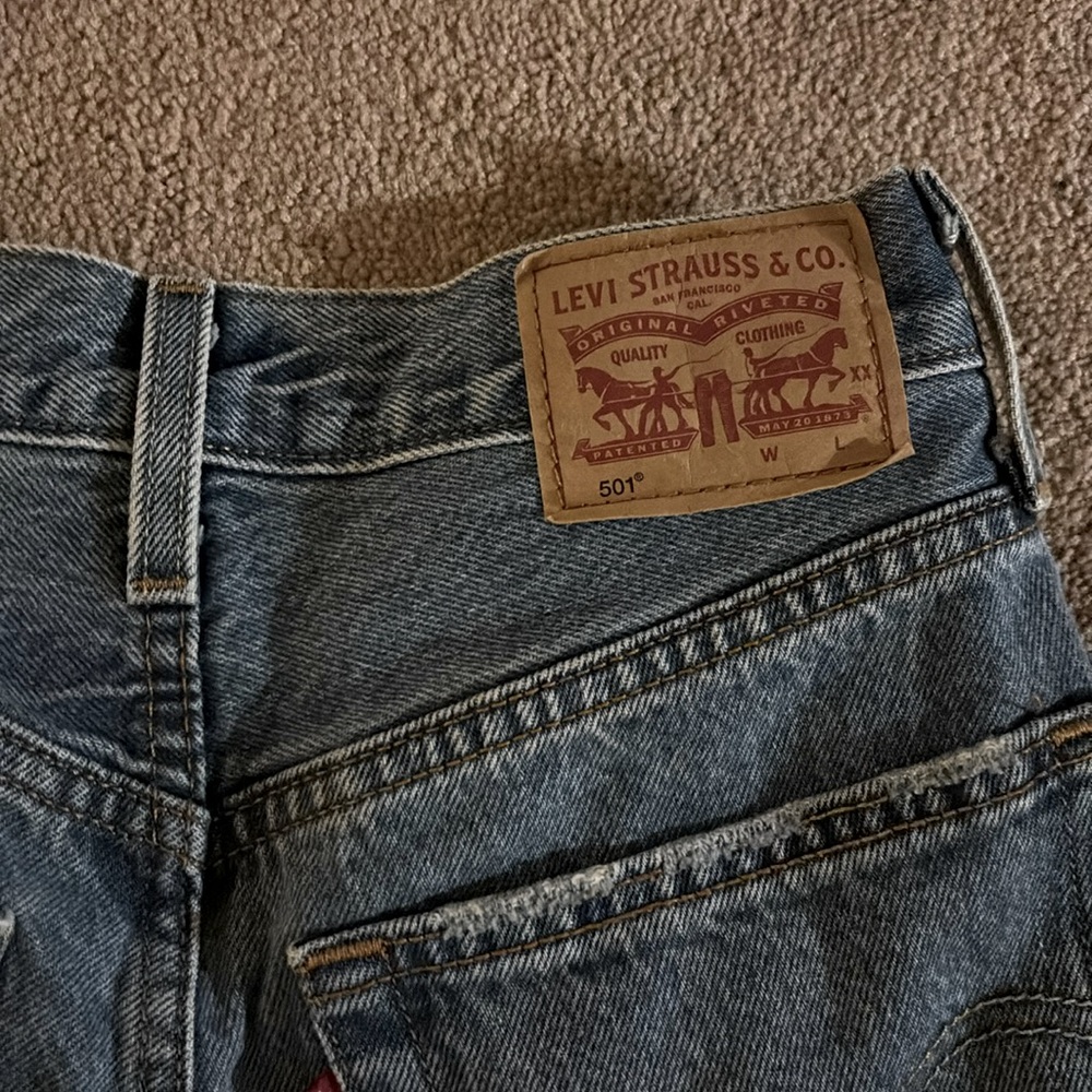 levi’s jeans